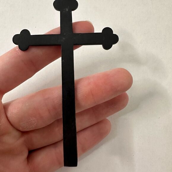 Victorian Era Black Etched Mourning Cross Pendant - Picture 4 of 5